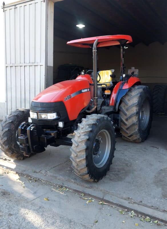 Case IH JX 80
