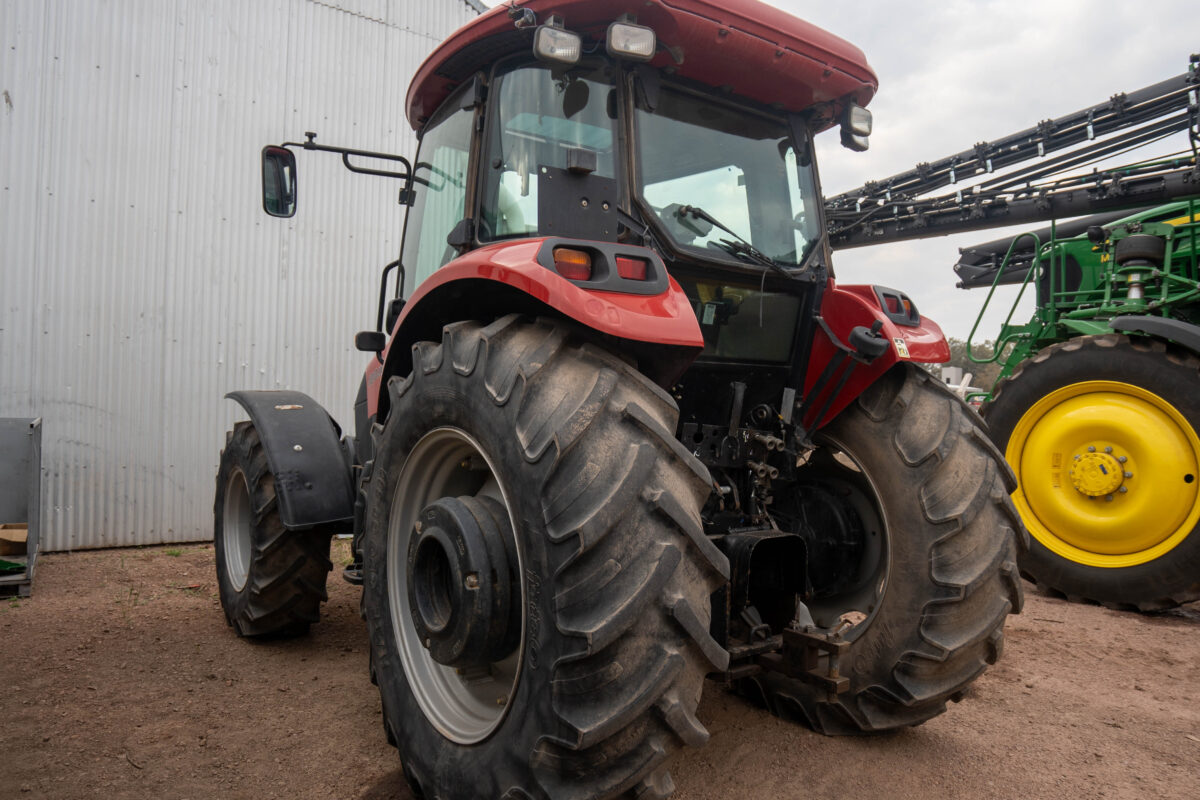 Case IH JX100
