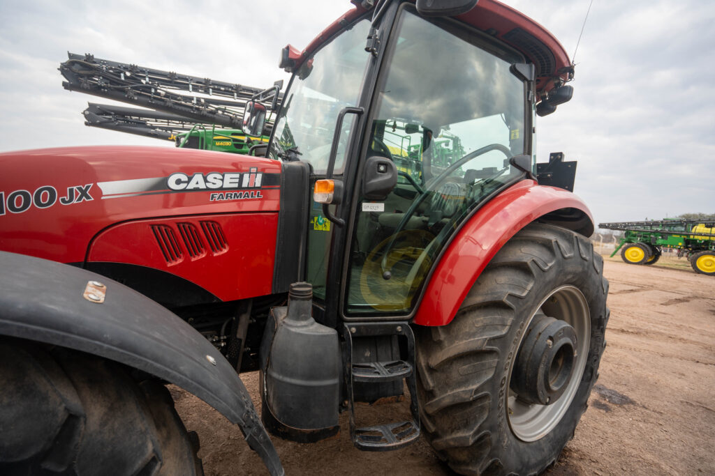 Case IH JX100