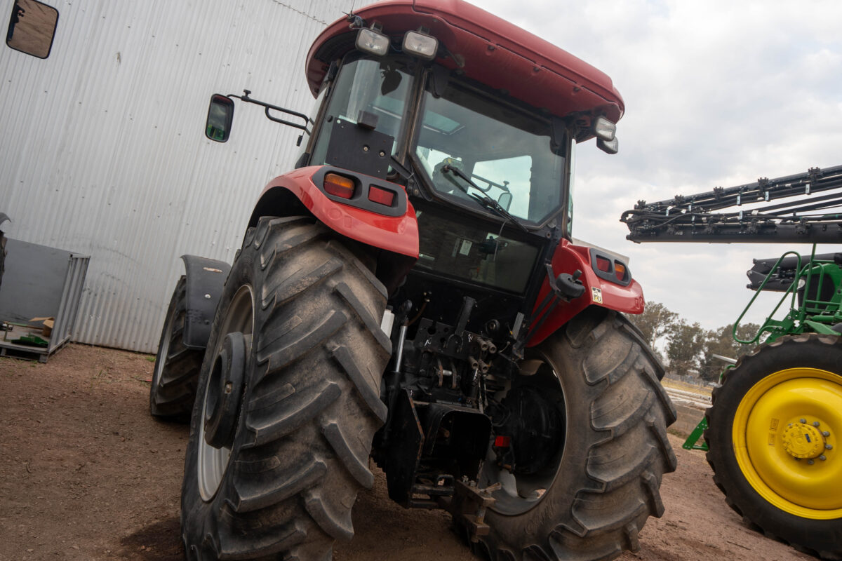 Case IH JX100