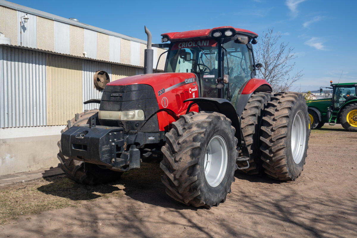 Case IH Puma 230