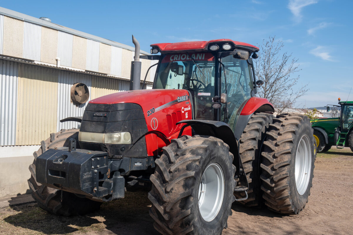 Case IH Puma 230