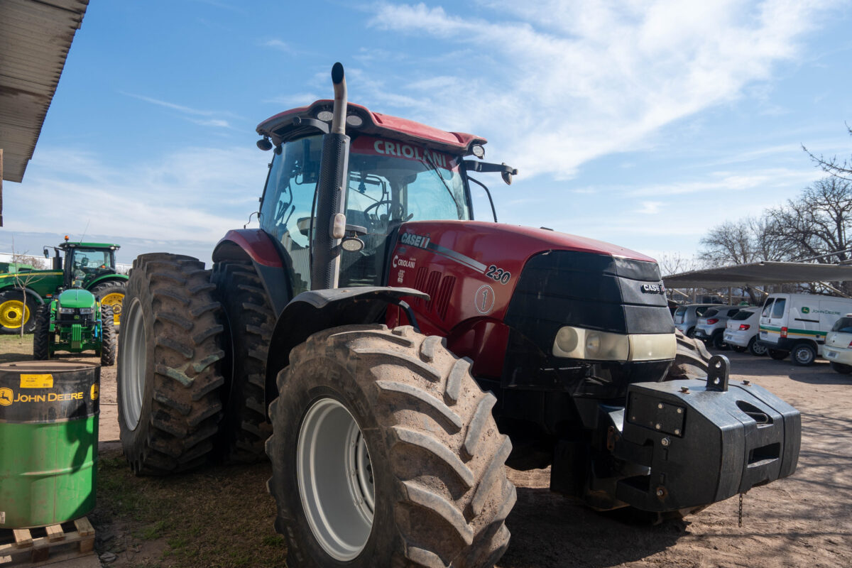 Case IH Puma 230