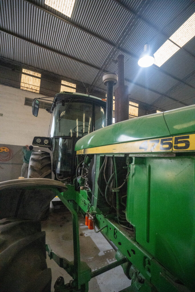 John Deere 4755