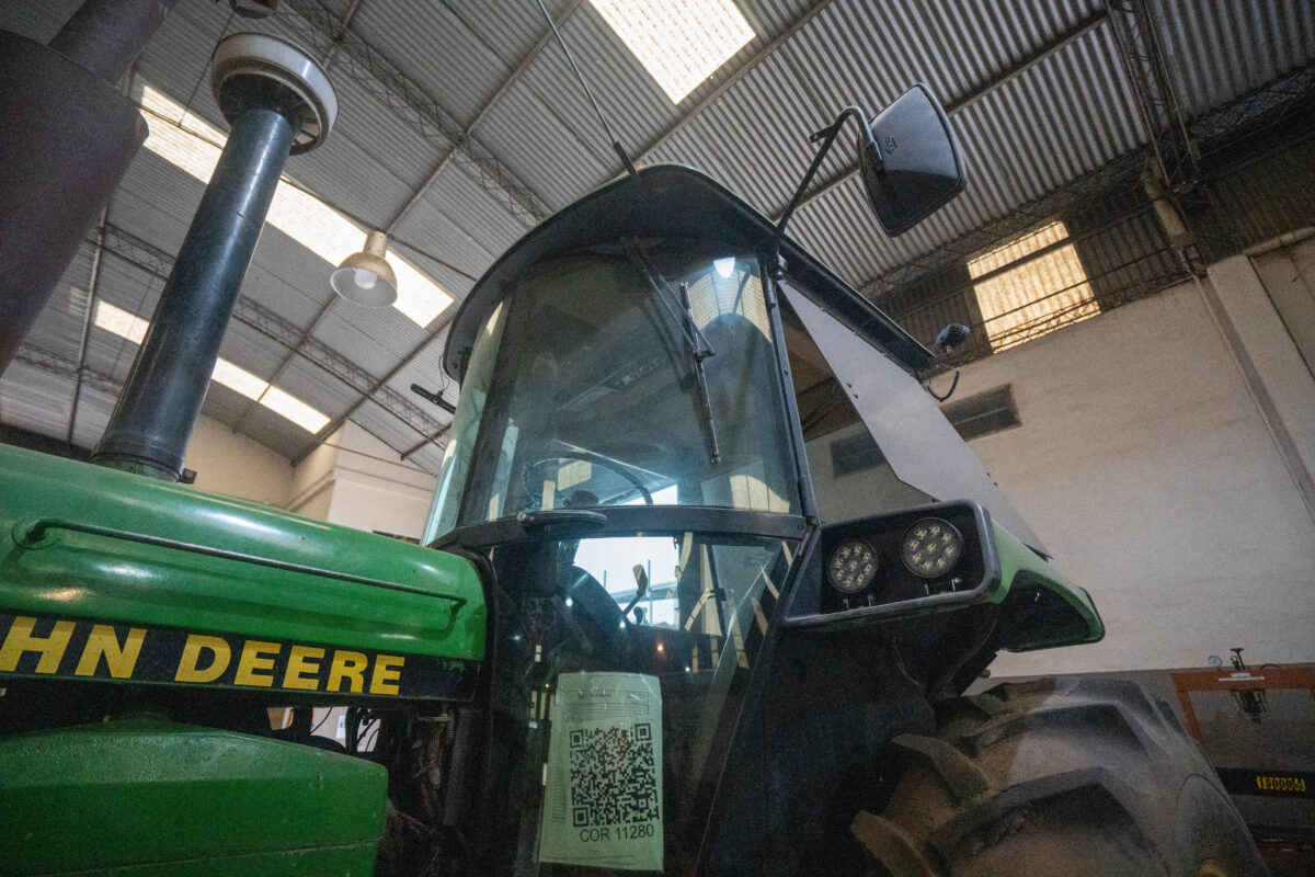 John Deere 4755
