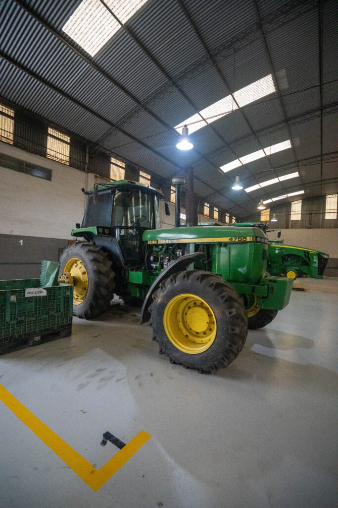 John Deere 4755