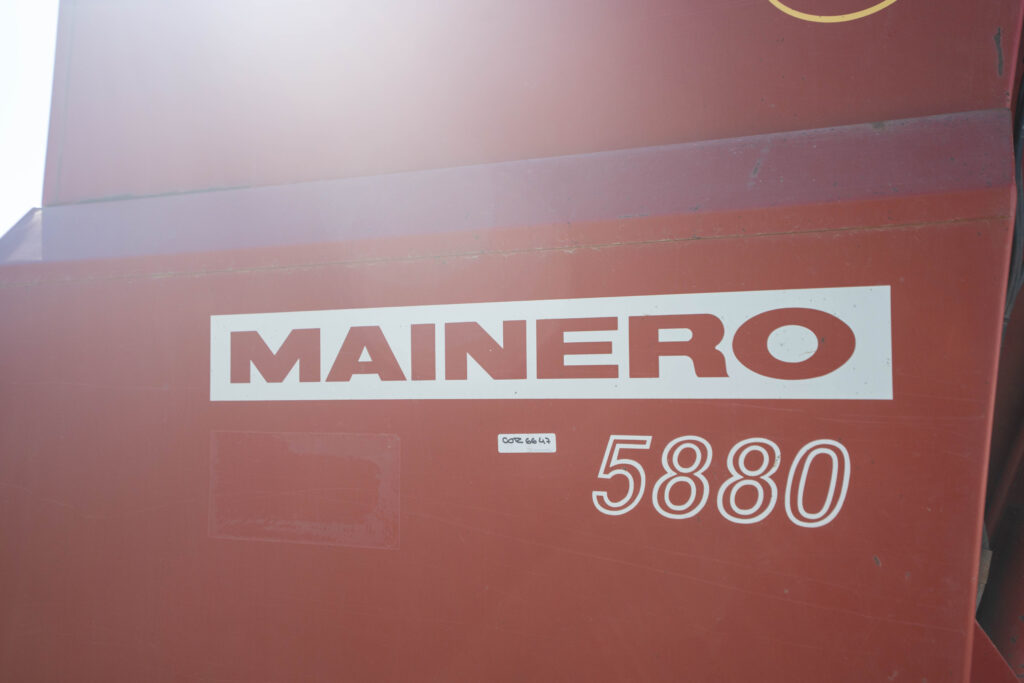 Mainero 5880