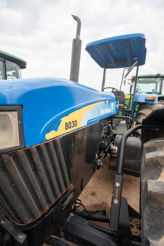 New Holland 8030