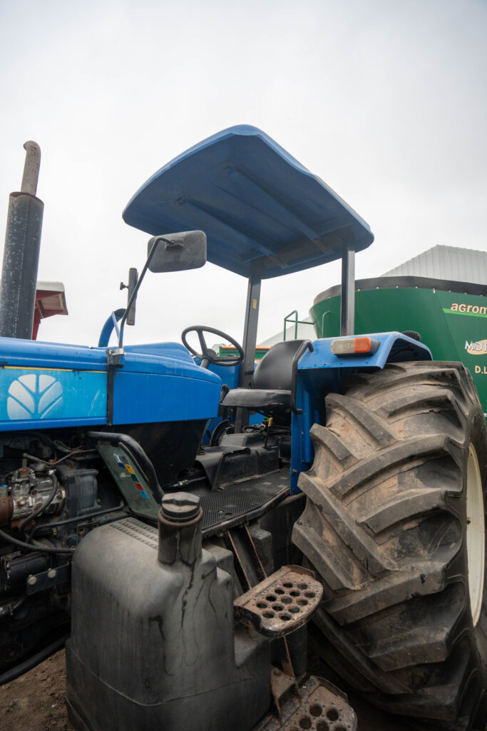New Holland 8030