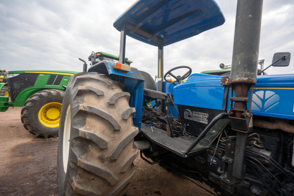 New Holland 8030
