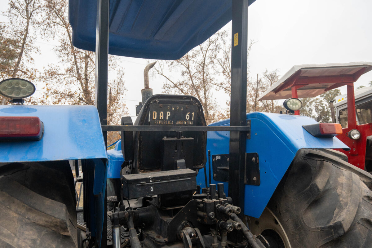 New Holland 8030