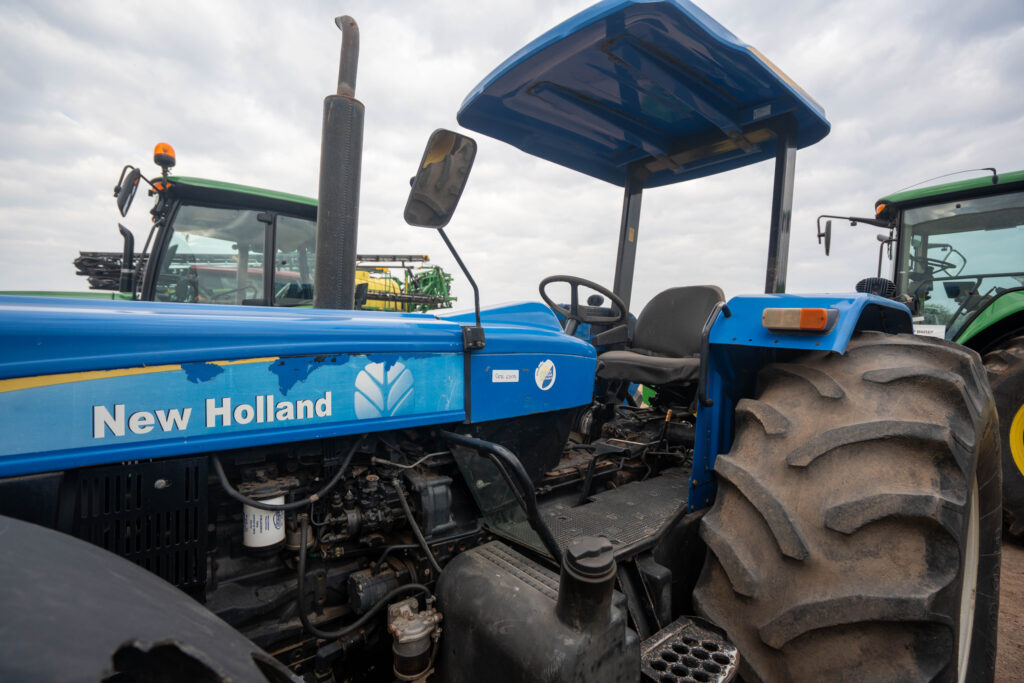 New Holland 8030