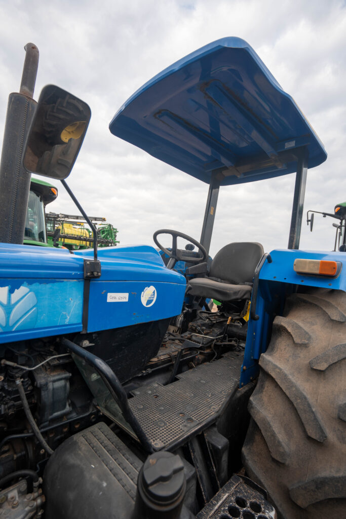 New Holland 8030