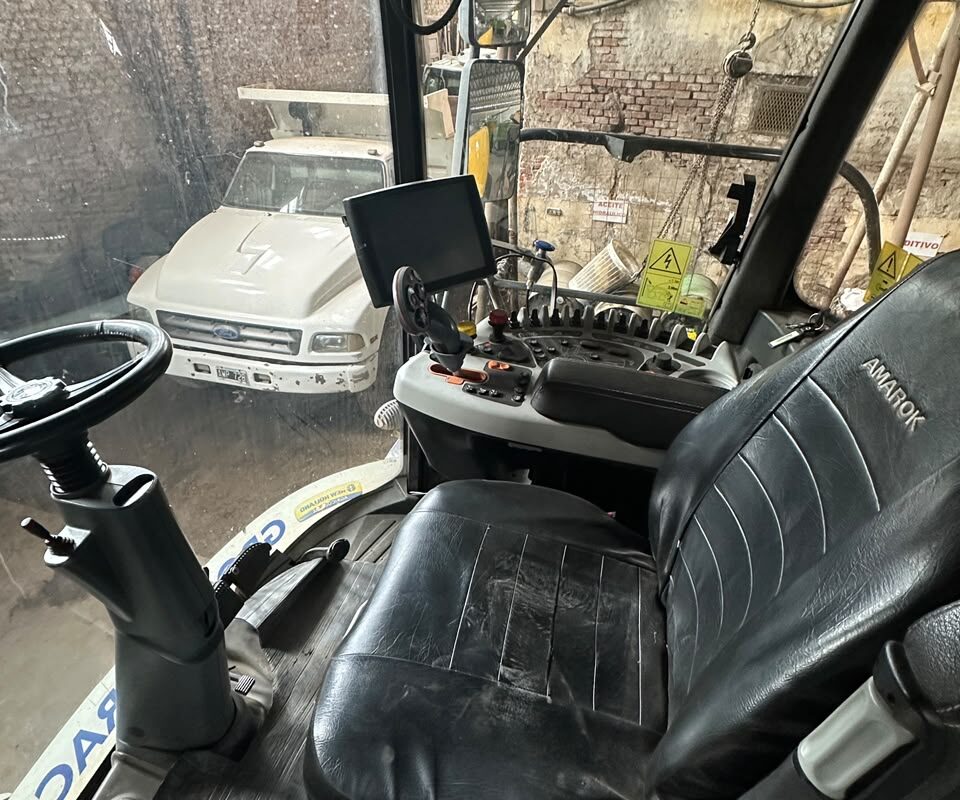 New Holland FR600