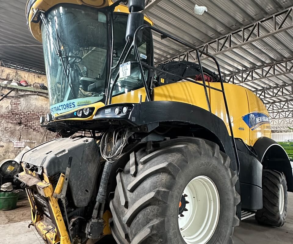 New Holland FR600