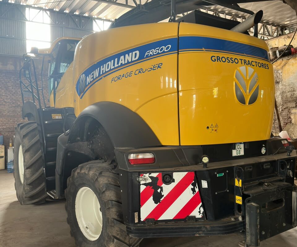 New Holland FR600
