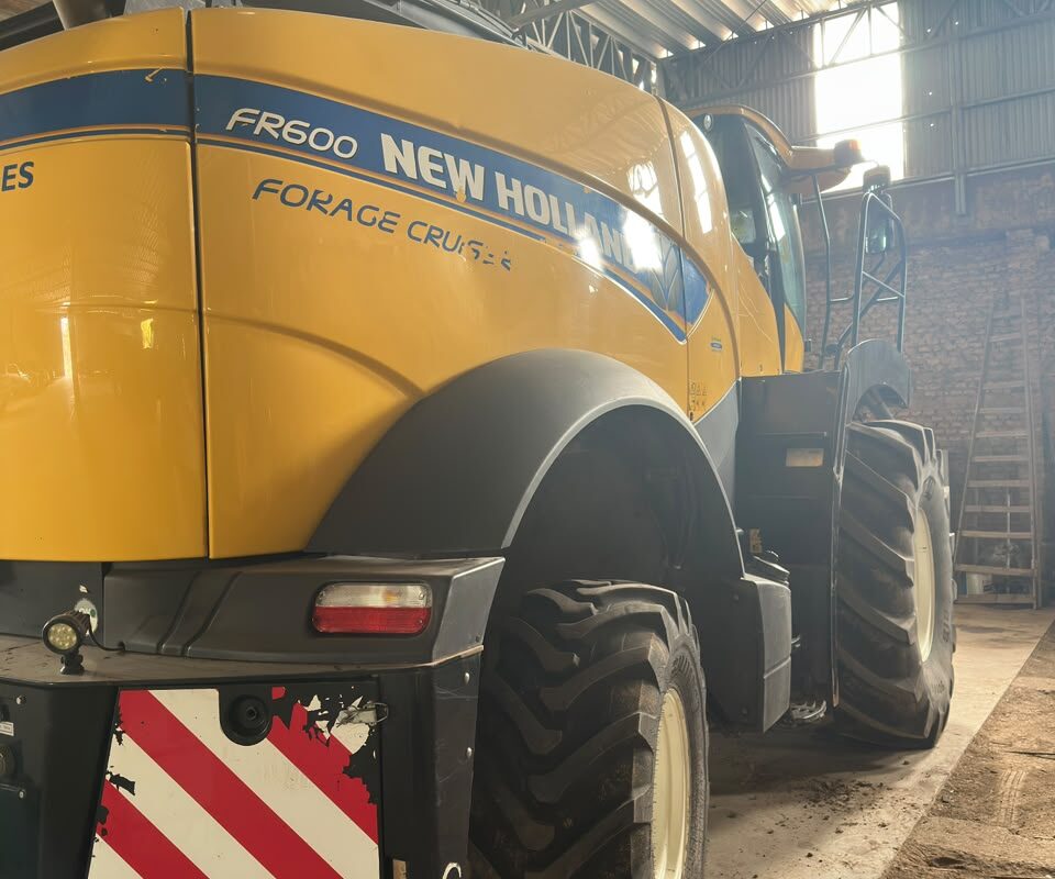 New Holland FR600