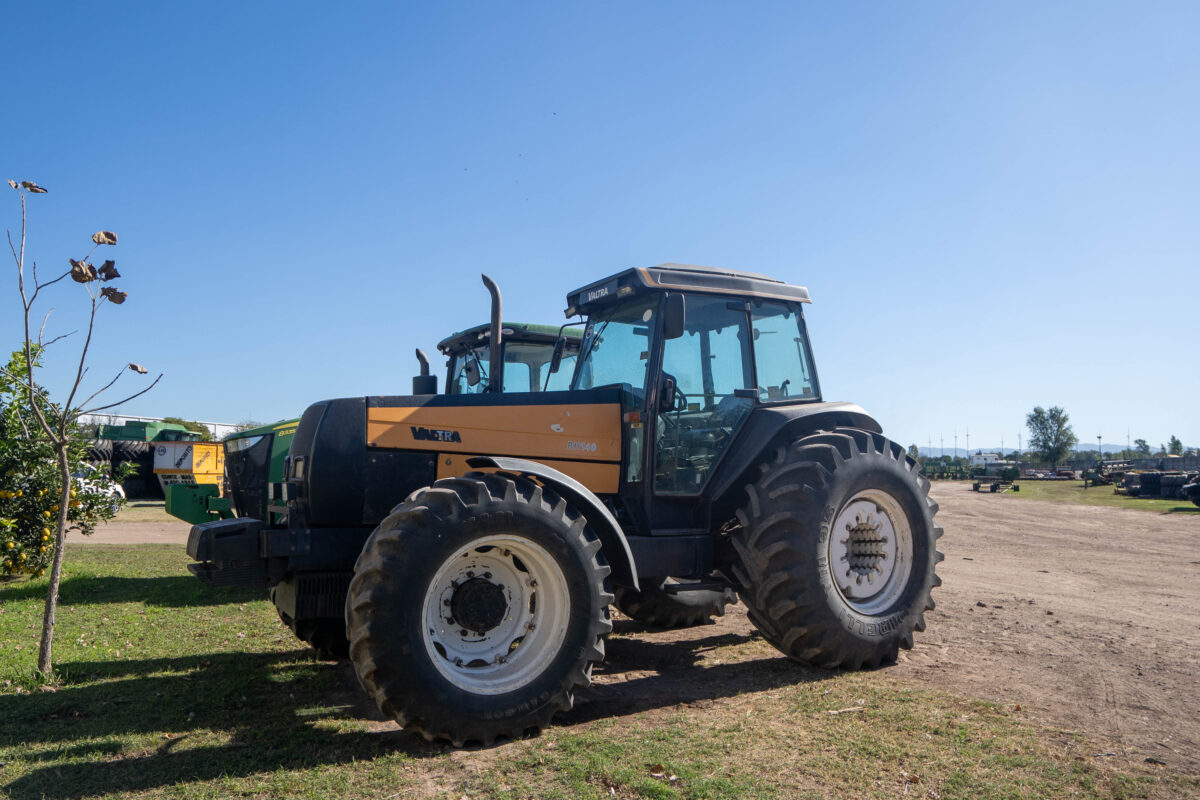 Valtra BH140