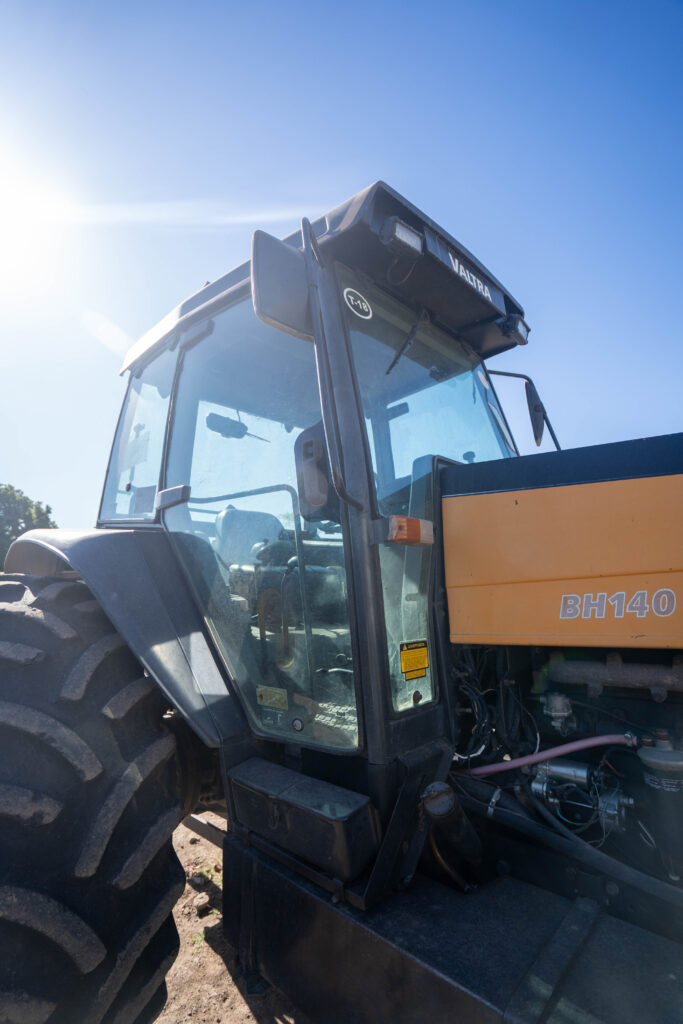 Valtra BH140