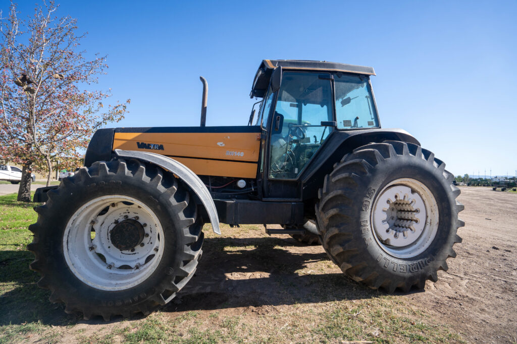 Valtra BH140