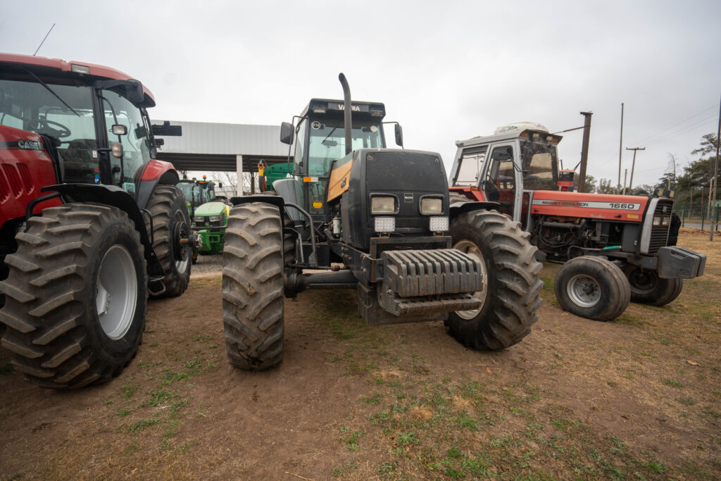 Valtra BH140