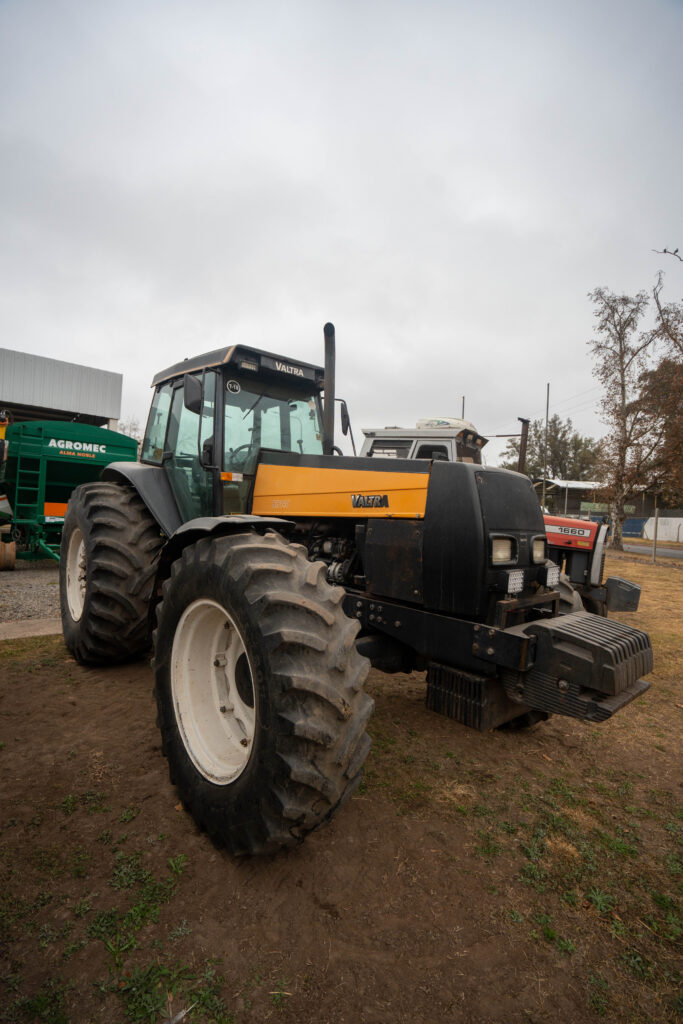 Valtra BH140