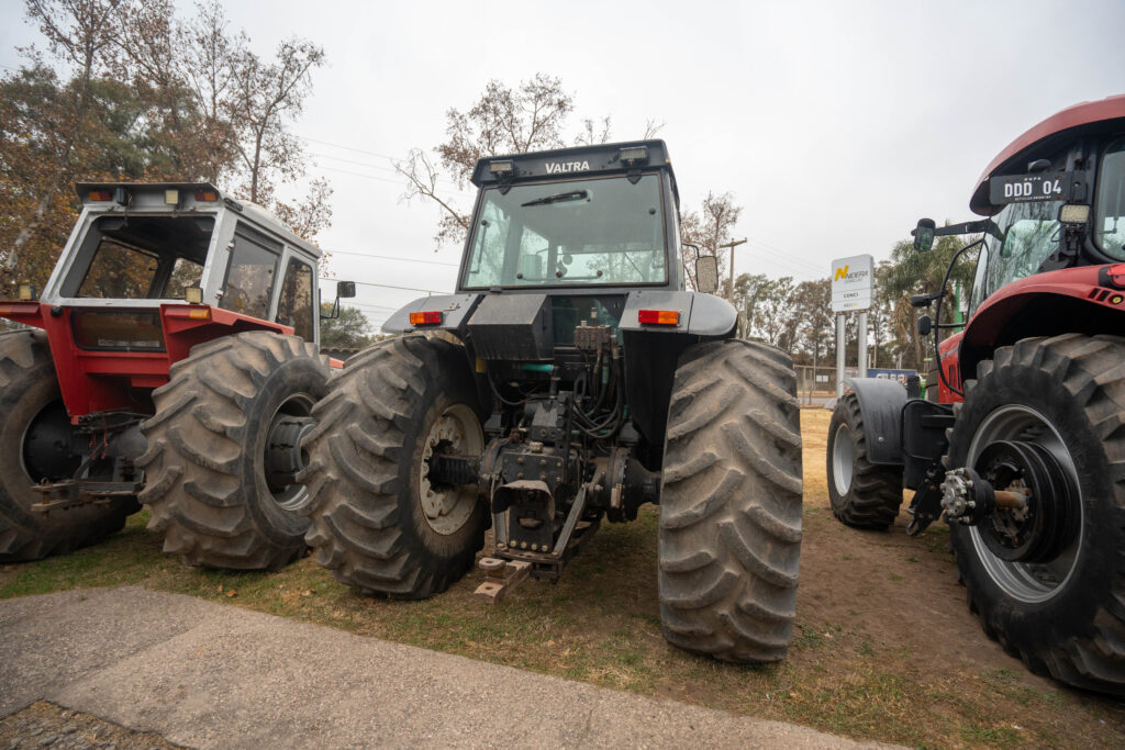 Valtra BH140