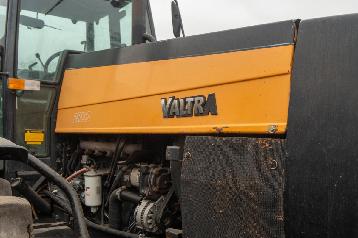 Valtra BH140
