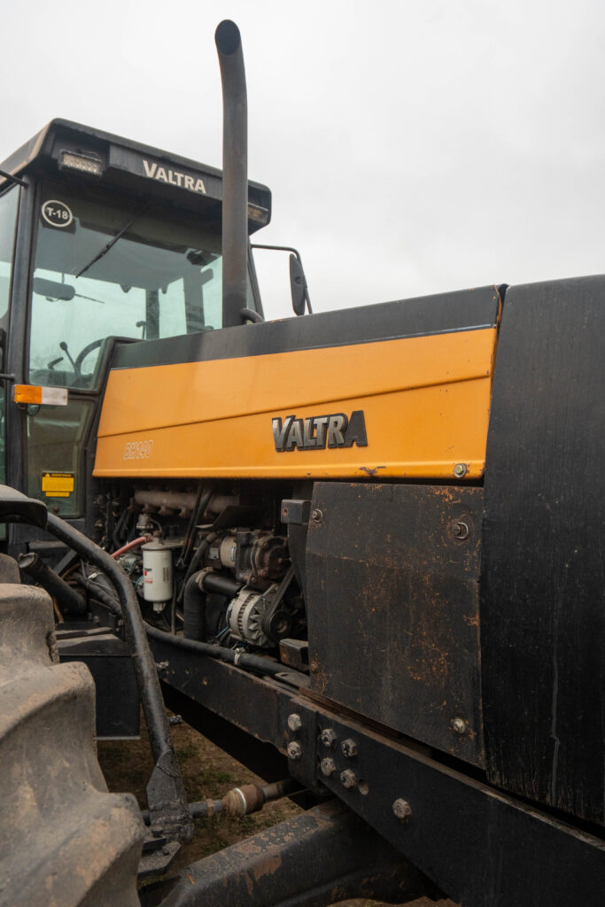 Valtra BH140