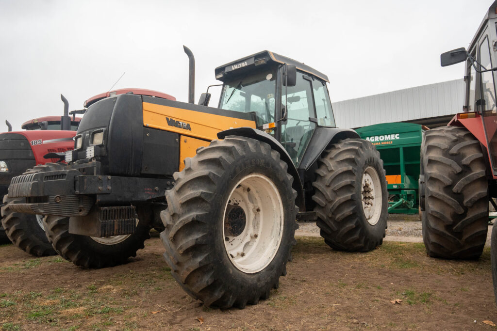 Valtra BH140