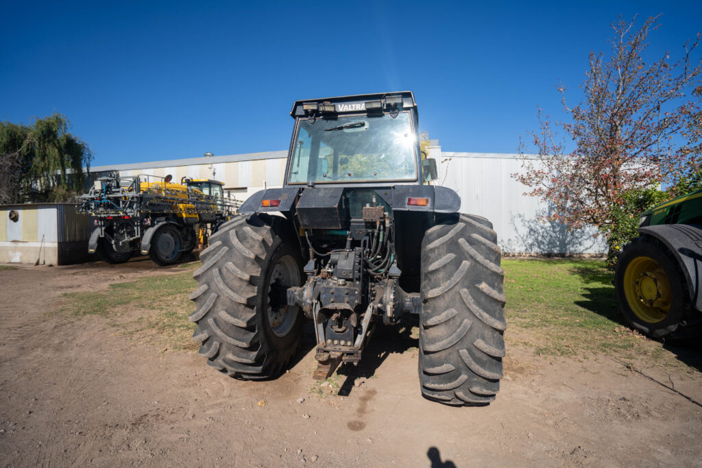 Valtra BH140